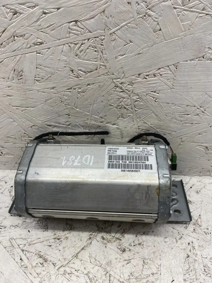 BMW 3 E90 E91 (2005 - 2012) 34043943A Подушка безопасности пассажира — фото 3