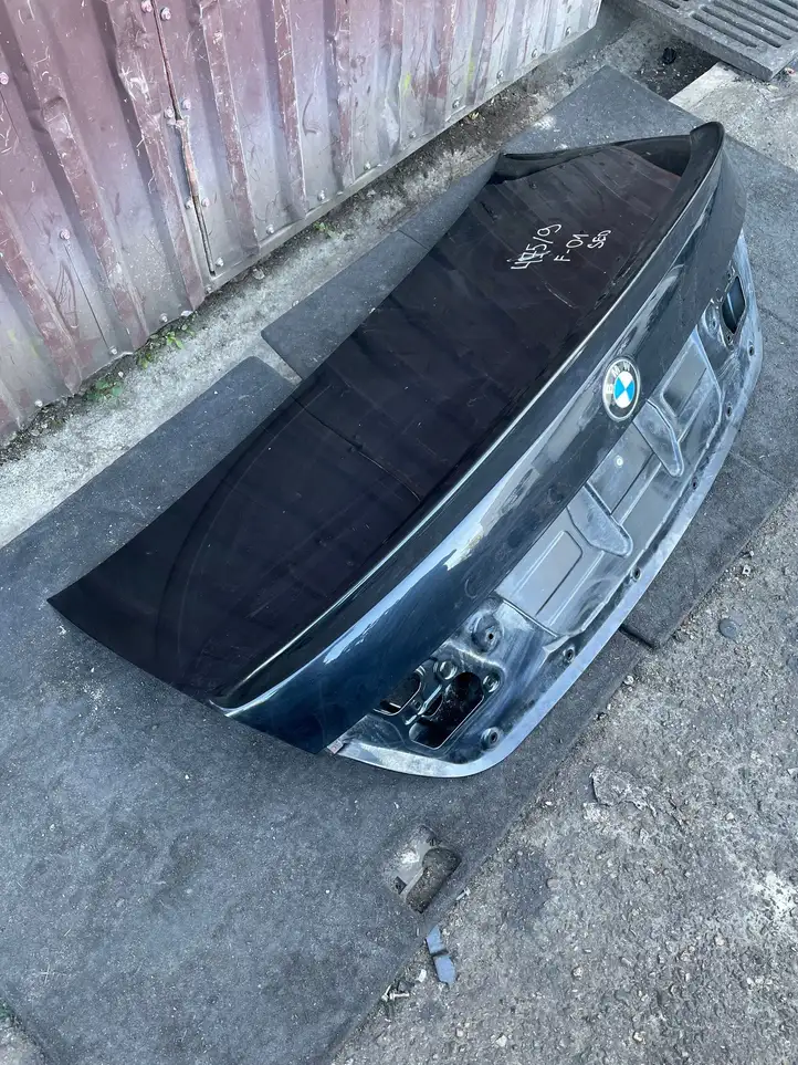 BMW 7 F01 (2008 - 2016) Крышка багажника — фото 3