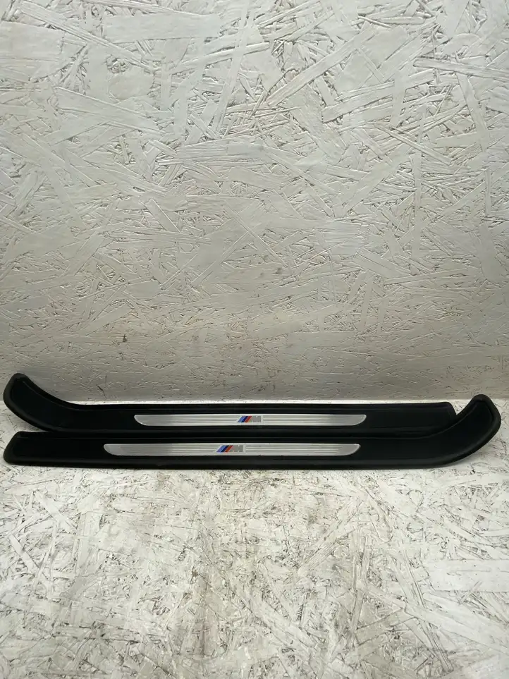 BMW 3 E92 E93 (2005 - 2014) 7900776 Внутренняя отделка переднего порога — фото 1