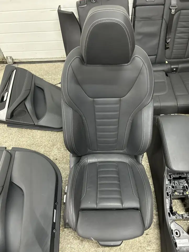 BMW iX3 G08 (2020 - ) Комплект отделки дверей — фото 6