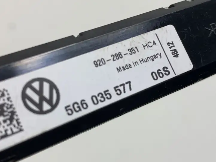 Volkswagen Golf VII (2013 - 2019) 5G6035577 Усилитель антенны — фото 2