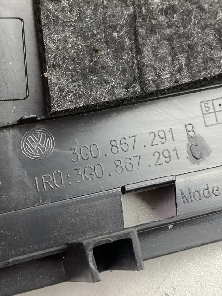 Volkswagen PASSAT B7 (2011 - 2014) 3G0867291B Нижняя обшивка стойки B — фото 5