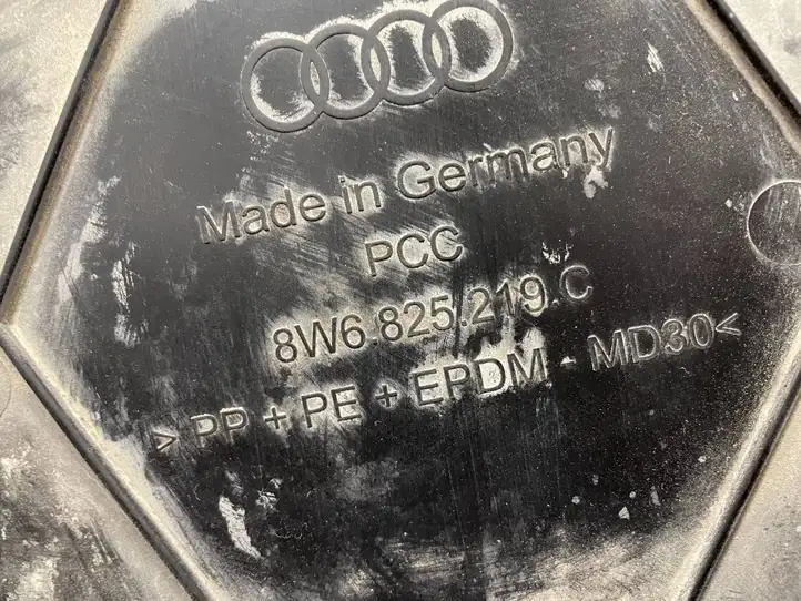 Audi A5 (2016 - ) 8W6825219C Боковая защита днища — фото 3