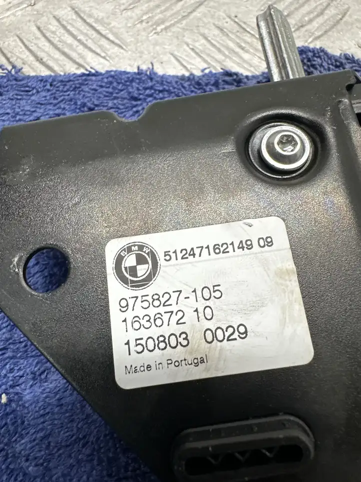 BMW X5 F15 (2013 - 2017) 7162149 Замок крышки багажника — фото 3
