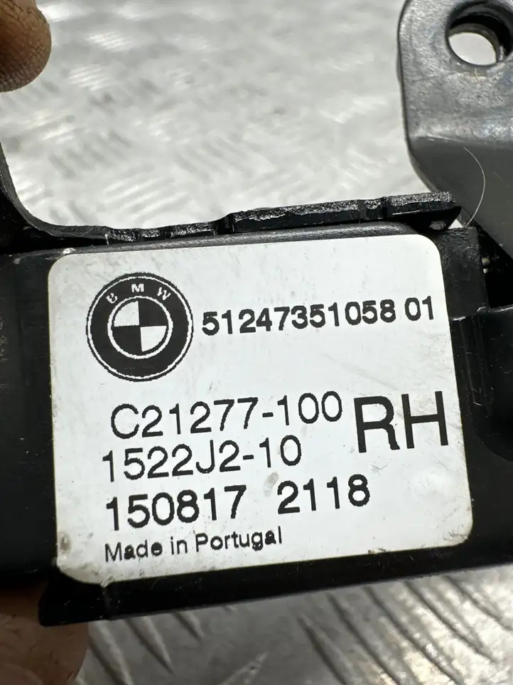 BMW X5 F15 (2013 - 2017) 7351058 Замок крышки багажника — фото 3