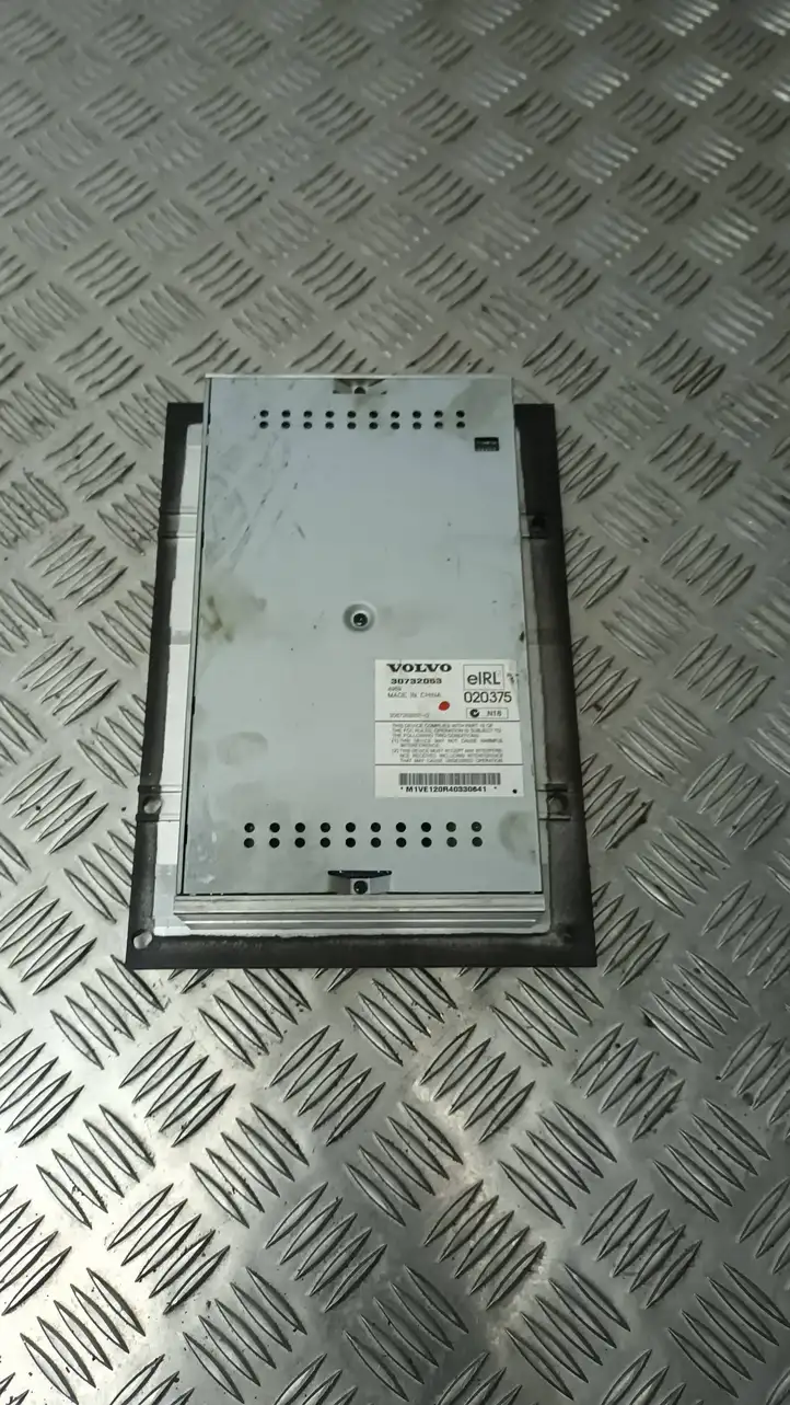 Volvo V50 (2004 - 2008) 30732053 Усилитель звука — фото 5