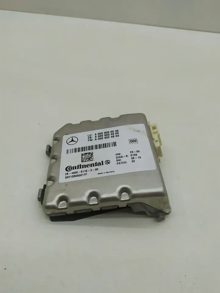 Mercedes-Benz E C207 W207 (2009 - 2017) A0009050038 Камера в лобовом стекле — фото 1