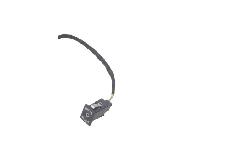 5M0035724 Volkswagen Beetle A5 USB jungtis