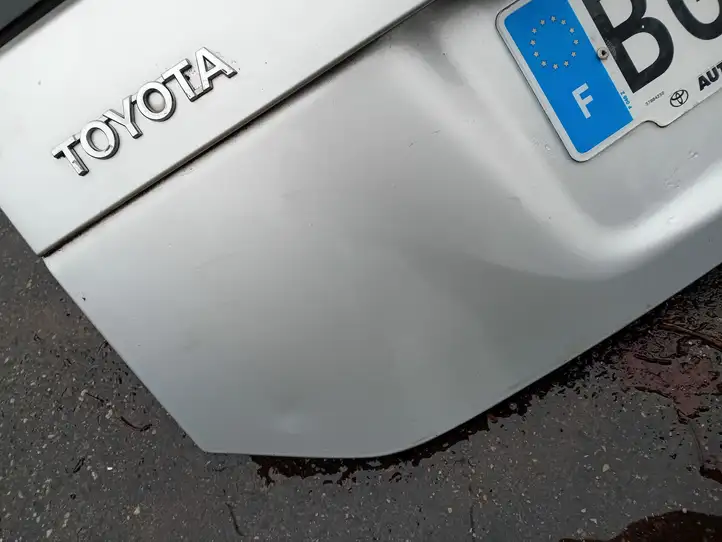 Toyota Prius (XW30) (2009 - 2015) Крышка багажника — фото 4