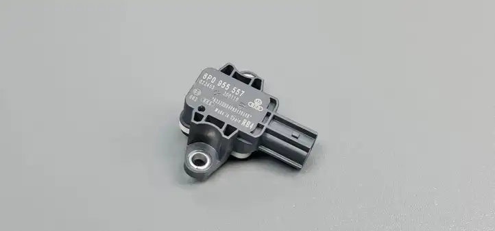 Audi A4 S4 B7 8E 8H (2004 - 2009) 8P0955557 Датчик удара SRS — фото 1