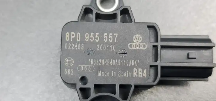 Audi A4 S4 B7 8E 8H (2004 - 2009) 8P0955557 Датчик удара SRS — фото 3