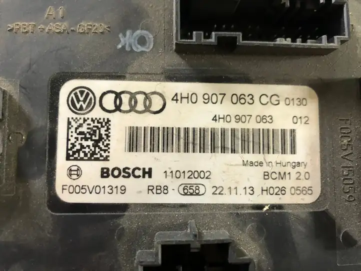 Audi A8 S8 D4 4H (2010 - 2014) 4H0907063CG Модуль управления кузовом (BCM) — фото 3