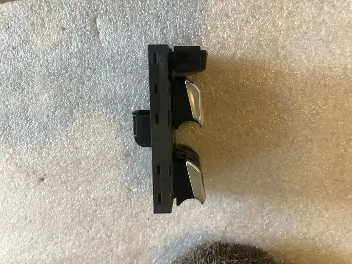 Audi Q5 SQ5 (2008 - 2012) 8K0959851 Кнопка стеклоподъемников — фото 3