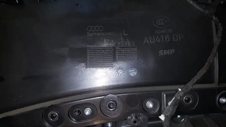 Audi Q5 SQ5 (2012 - 2017) Обшивка задней двери — фото 7