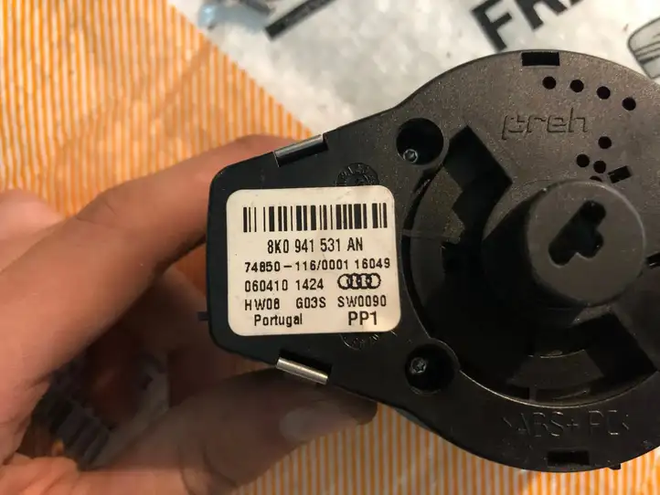 Audi A4 S4 B8 8K (2007 - 2011) 8K0941531 Включатель фонарей — фото 5