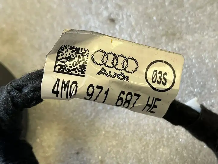Audi Q7 4M (2015 - ) 4M0959595N Прочая электропроводка — фото 6