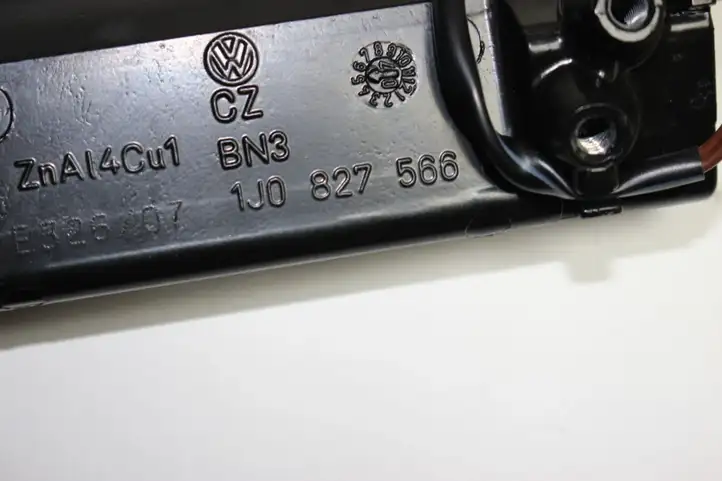 Porsche Cayenne (9PA) (2002 - 2010) 1J0827566L Внутренняя ручка двери багажника — фото 2