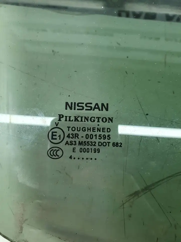 Nissan Qashqai (2013 - 2017) 43R001595 Стекло задней двери — фото 6