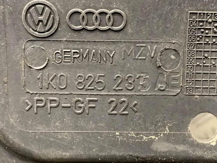 Volkswagen Golf VI (2009 - 2013) 1K0825237AE Защита двигателя — фото 2
