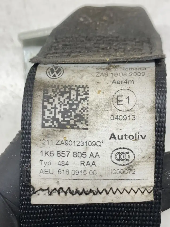 Volkswagen Golf VI (2009 - 2013) 1K6857805AA Задний ремень безопасности — фото 4