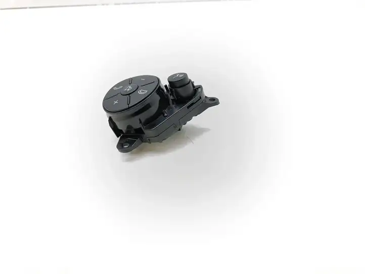 Mercedes-Benz C W204 (2007 - 2014) A2048210051 Кнопки на рулевом колесе — фото 7