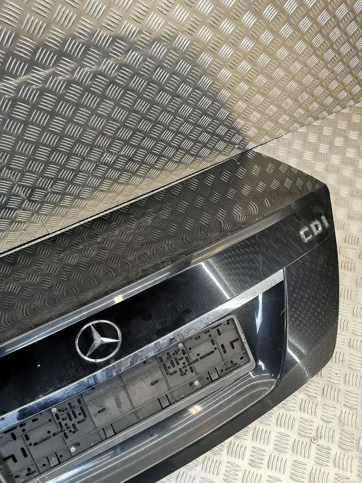 Mercedes-Benz C W204 (2007 - 2014) Крышка багажника — фото 13