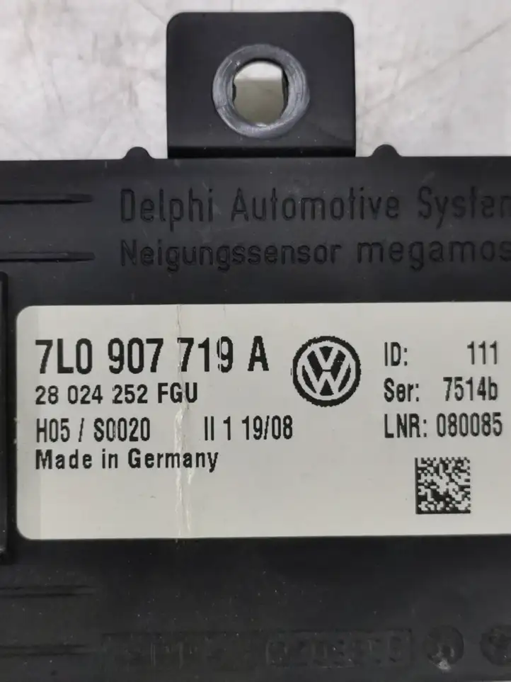 Volkswagen Phaeton (2008 - 2016) 7L0907719A Датчик охранной сигнализации — фото 4