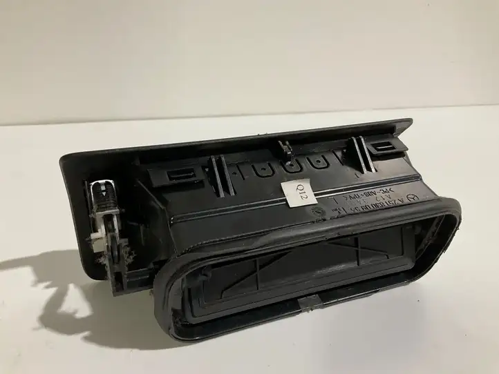 Mercedes-Benz R W251 (2005 - 2013) A2518300954 Боковой воздушный дефлектор — фото 2