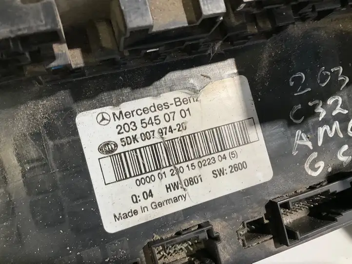 Mercedes-Benz C W203 (2000 - 2007) 2035450701 Модуль комфорта — фото 4
