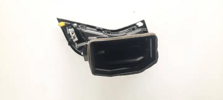 Hyundai Santa Fe (2012 - 2015) 974102W000 Боковой воздушный дефлектор — фото 2