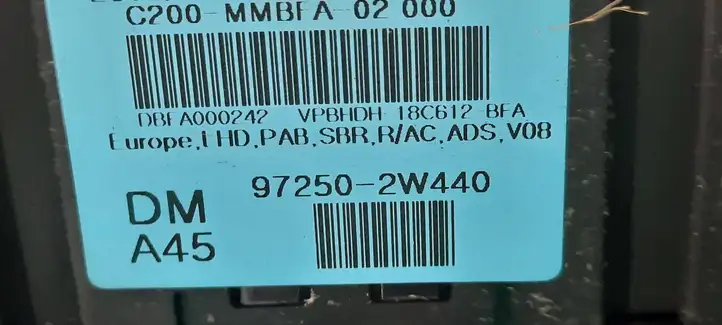 Hyundai Santa Fe (2012 - 2015) 974102W000 Боковой воздушный дефлектор — фото 4