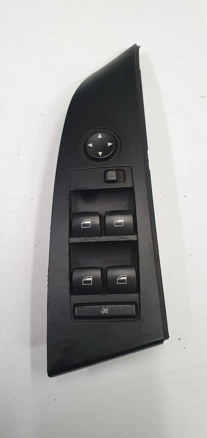 BMW 5 E60 E61 (2004 - 2010) 6951904 Кнопка стеклоподъемников — фото 1