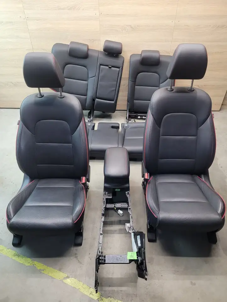 Kia Sportage (2016 - 2018) Комплект салона — фото 1
