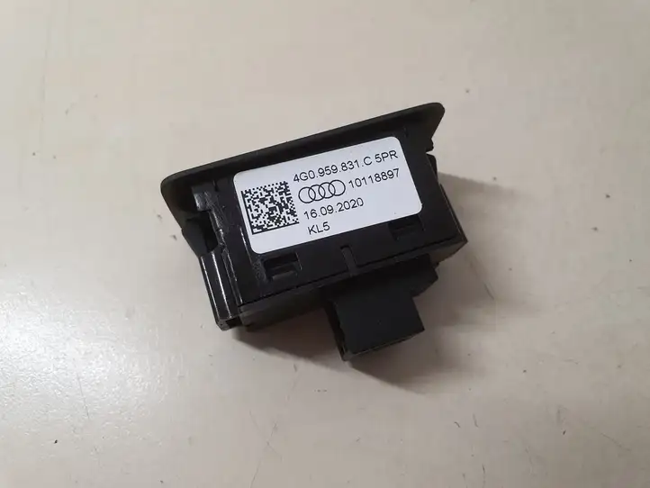 Audi Q2 - (2021 - ) 4G0959831C Кнопка закрытия крышки багажника — фото 2