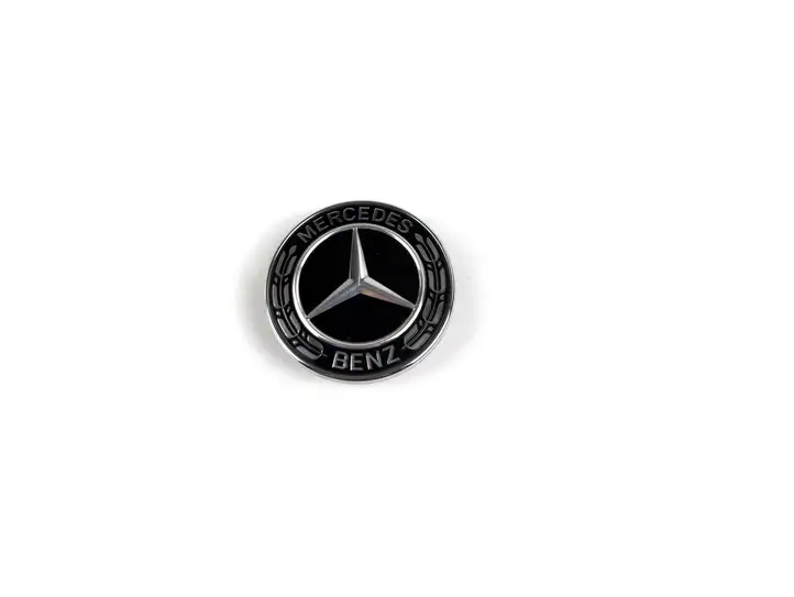 Mercedes-Benz CLA C118,X118 (2019 - ) a0008178501 Эмблема автомобиля — фото 1