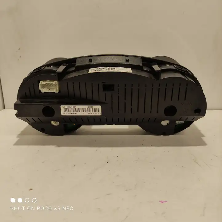 Mercedes-Benz R W251 (2005 - 2013) A2515408147 Спидометр — фото 4