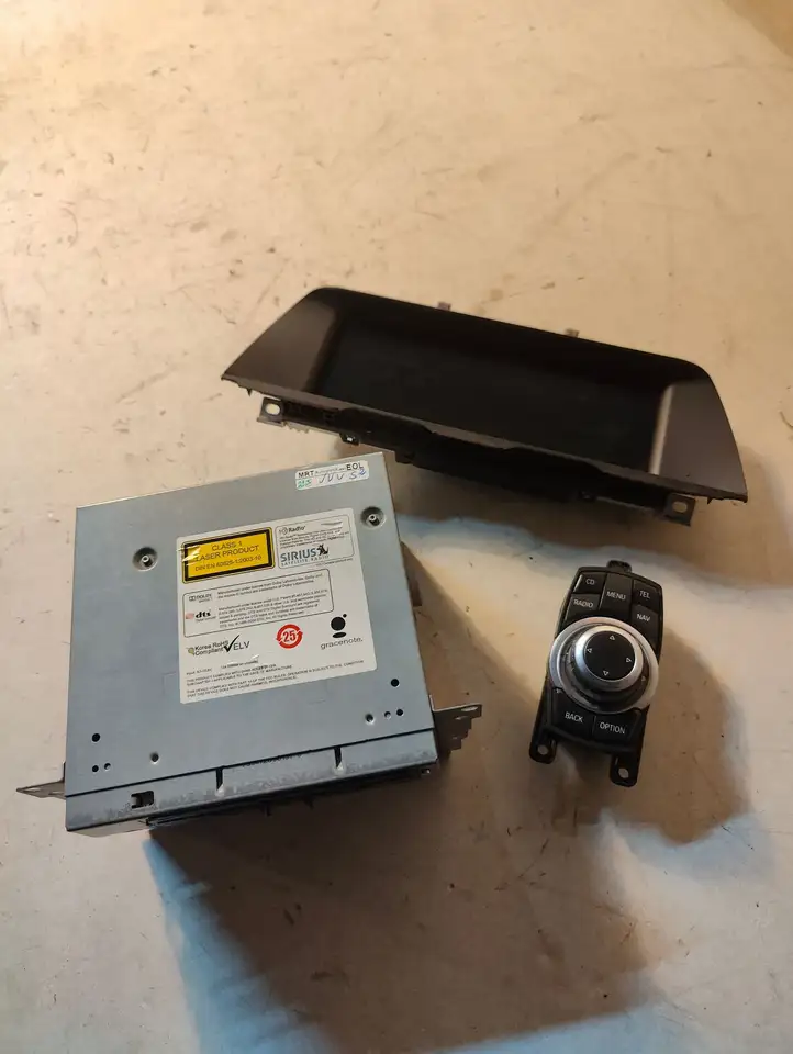 BMW 5 F10 F11 (2009 - 2016) 927456901 Магнитола / мультимедийная система — фото 1