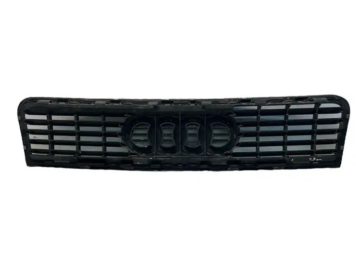 Audi A4 S4 B6 8E 8H (2000 - 2006) 8E0853651 Верхняя решетка радиатора — фото 2