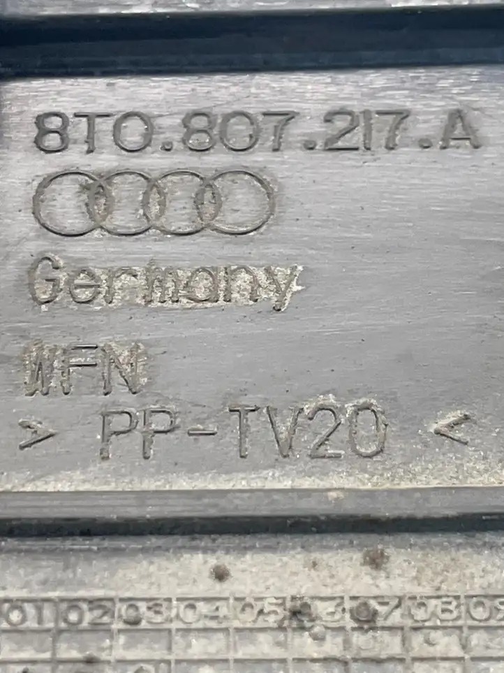 Audi A4 S4 B8 8K (2011 - 2015) 8T0807217A Прочие внешние детали — фото 4