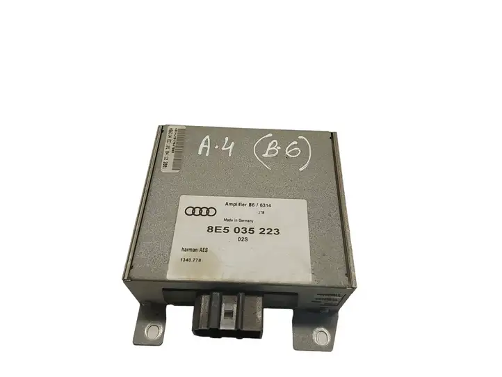 Audi A4 S4 B6 8E 8H (2000 - 2006) 8E5035223 Усилитель звука — фото 1
