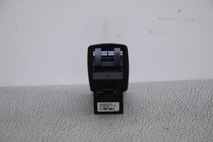 BMW 3 F30 F35 F31 (2012 - 2018) 920810602 Блок кнопок стеклоподъемников — фото 3