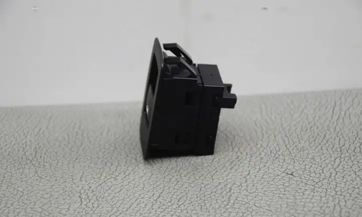 BMW 3 F30 F35 F31 (2012 - 2018) 920810602 Блок кнопок стеклоподъемников — фото 4