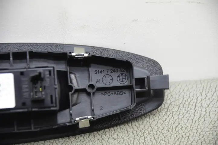 BMW 1 F20 F21 (2011 - 2019) 920810701 Блок кнопок стеклоподъемников — фото 3