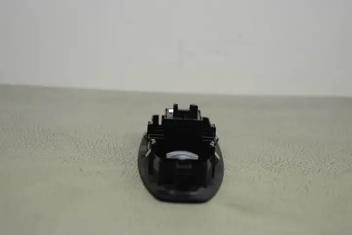 BMW 1 F20 F21 (2011 - 2019) 920810701 Блок кнопок стеклоподъемников — фото 8