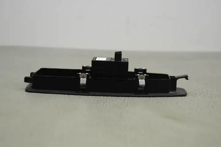 BMW 1 F20 F21 (2011 - 2019) 920810701 Блок кнопок стеклоподъемников — фото 9