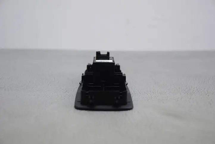 BMW 1 F20 F21 (2011 - 2019) 920810701 Блок кнопок стеклоподъемников — фото 10