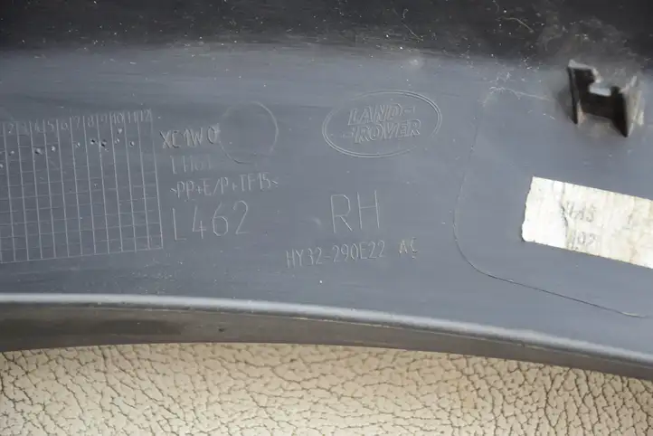 Land Rover Discovery 5 (2016 - ) HY32290E22AC Молдинг заднего крыла — фото 6