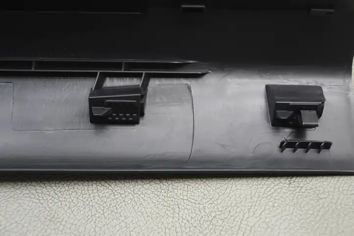 Audi A4 S4 B9 (2015 - 2019) 8W1867271A Верхняя обшивка стойки B — фото 12