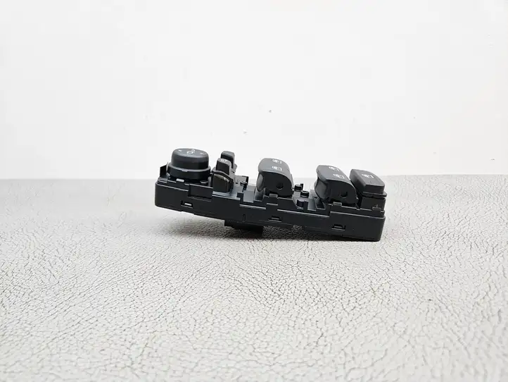 BMW 5 G30 G31 (2016 - ) 6832729 Блок кнопок стеклоподъемников — фото 2