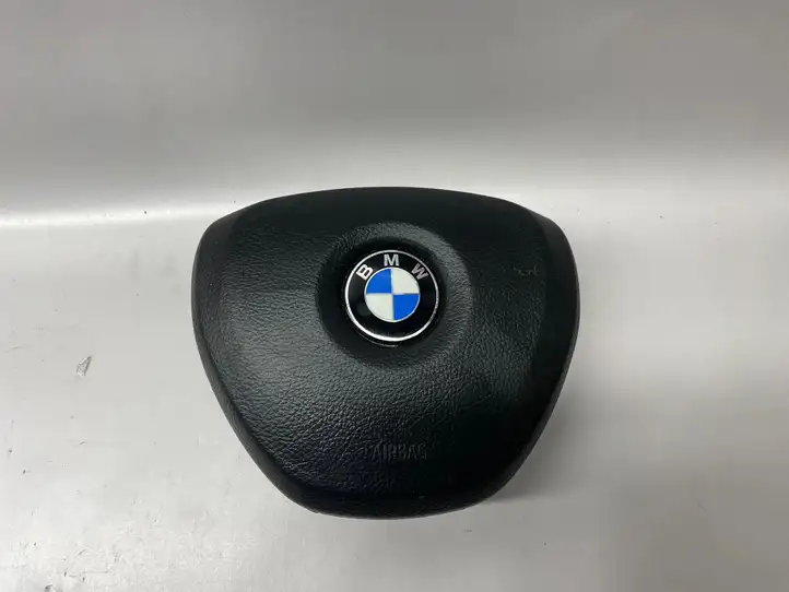 BMW 5 F10 F11 (2009 - 2016) 33678383902 Подушка безопасности руля — фото 1